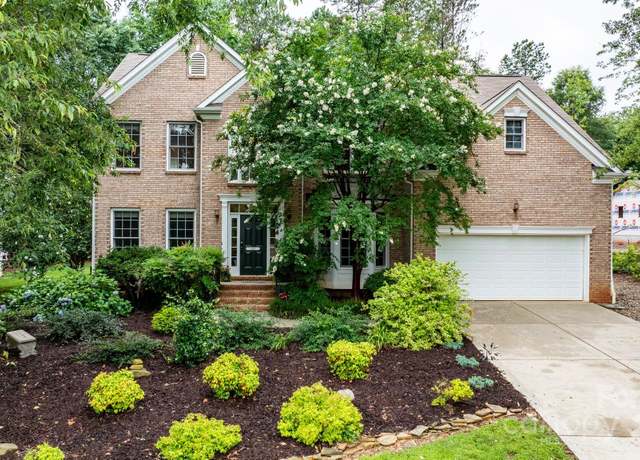 Property at 4007 Lake Shore Rd S, Denver, NC 28037, 5 beds, 3 baths
