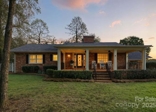 Property at 109 Nesting Quail Ln, Mooresville, NC 28117, 3 beds, 3.5 baths