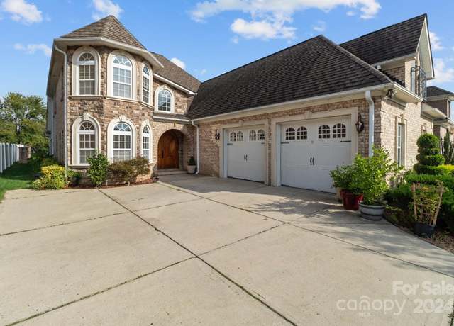 Property at 4532 Lanstone Ct SW, Concord, NC 28027, 5 beds, 4 baths