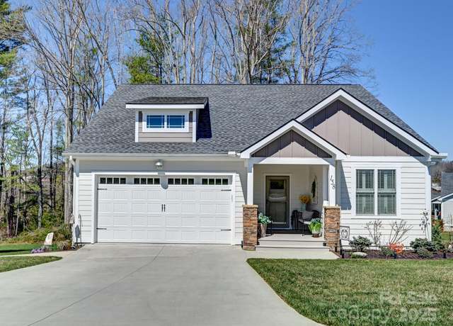 Property at 158 Windy Acres Knoll Dr, Hendersonville, NC 28792, 3 beds, 2 baths