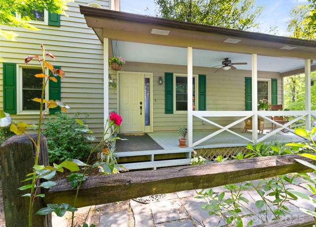 Property at 151 Heatherly Heights Rd, Saluda, NC 28773, 4 beds, 2 baths