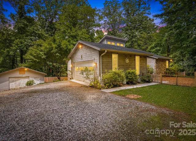 Property at 24 Penne Way, Flat Rock, NC 28731, 3 beds, 3 baths