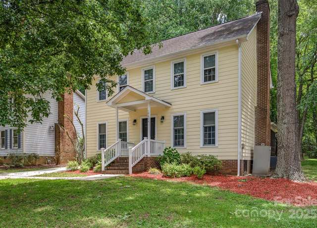 Property at 10606 Danesway Ln, Cornelius, NC 28031, 3 beds, 2.5 baths