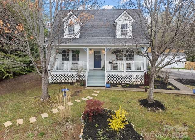 Property at 73 (Previously 498) Meadowview Dr, Saluda, NC 28773, 4 beds, 2 baths