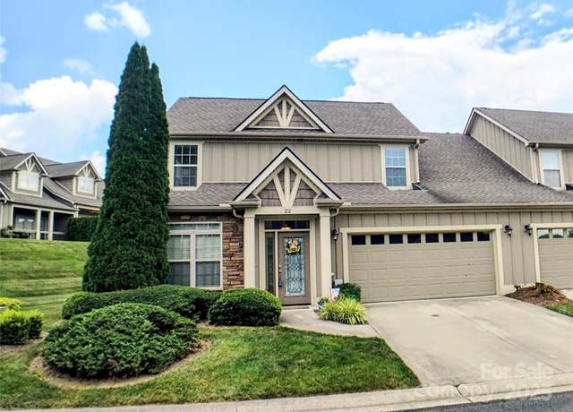 Property at 22 Florian Ln, Fletcher, NC 28732, 3 beds, 2.5 baths