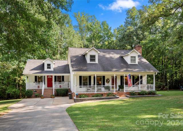 Property at 1447 London Dr, Rock Hill, SC 29732, 3 beds, 2.5 baths