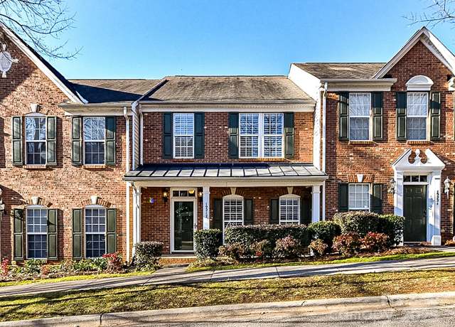 Property at 19217 Lake Norman Cove Dr, Cornelius, NC 28031, 2 beds, 2.5 baths