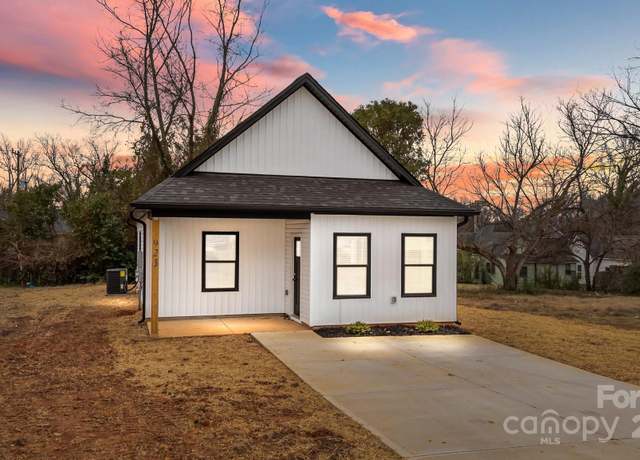 Property at 923 Cedar St, Salisbury, NC 28144, 3 beds, 2 baths