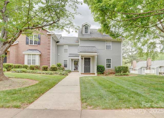 Property at 2916 Iron Gate Ln, Charlotte, NC 28212, 2 beds, 2 baths