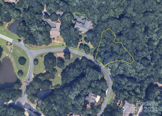 Property at 85 Flameleaf Ln, Hendersonville, NC 28739