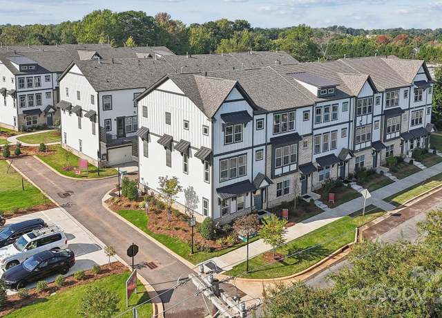 Property at 707 Hoke Ln, Davidson, NC 28036, 3 beds, 3 baths