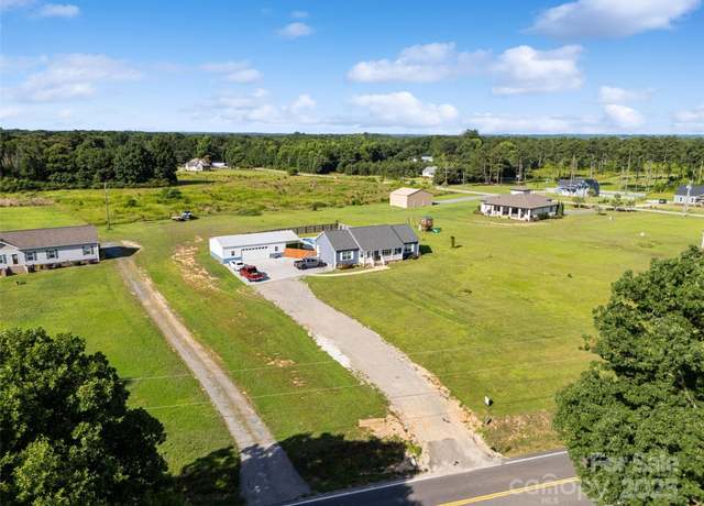 Property at 2268 Westbrook Rd, Edgemoor, SC 29712, 3 beds, 2 baths