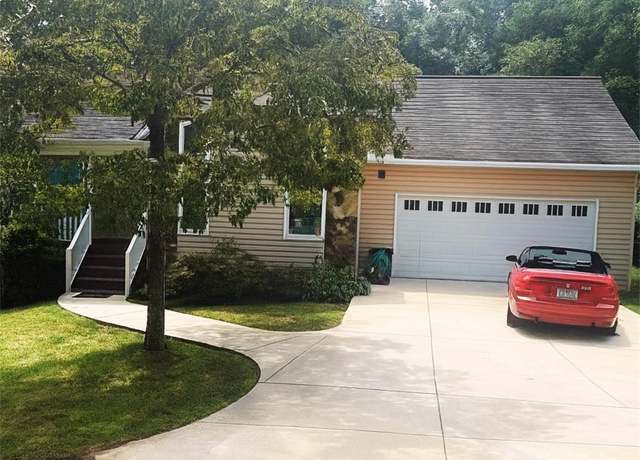 Property at 31 Lela Johnson Ln #5, Asheville, NC 28803, 3 beds, 3 baths