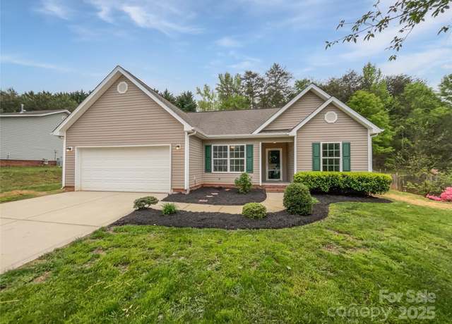 Property at 526 Pennyfields Ln, Clover, SC 29710, 3 beds, 2 baths
