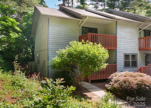 Property at 32 Marblegate Ct, Waynesville, NC 28785, 3 beds, 3 baths