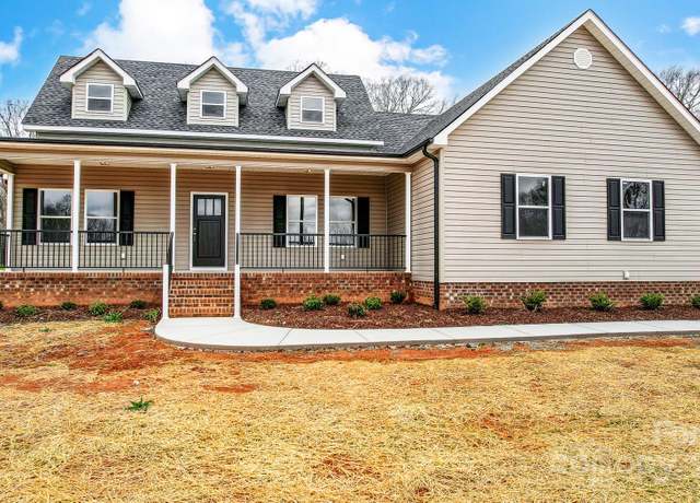 Property at 751 White Jenkins Rd, Bessemer City, NC 28016, 3 beds, 2.5 baths