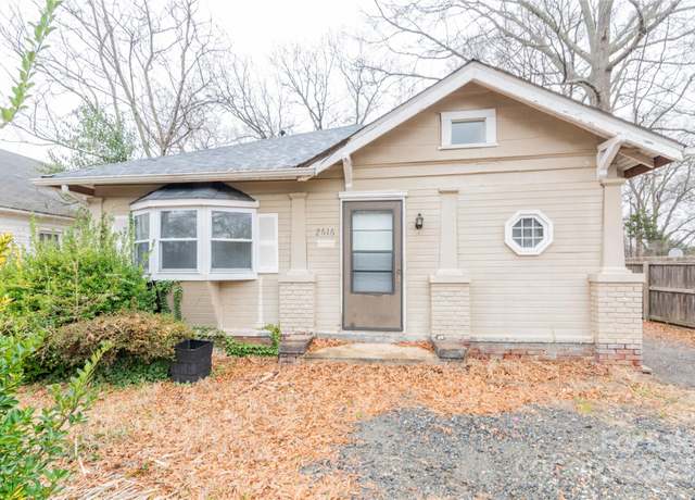 Property at 2616 Holton Ave, Charlotte, NC 28208, 3 beds, 1 bath