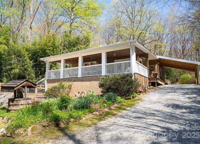 Property at 1924 Lamb Mountain Rd, Hendersonville, NC 28792, 4 beds, 3 baths