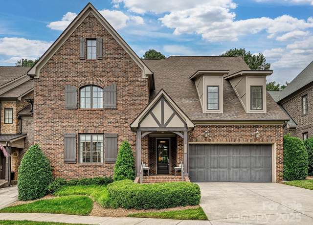 Property at 6128 Fletcher Cir, Charlotte, NC 28226, 3 beds, 2.5 baths