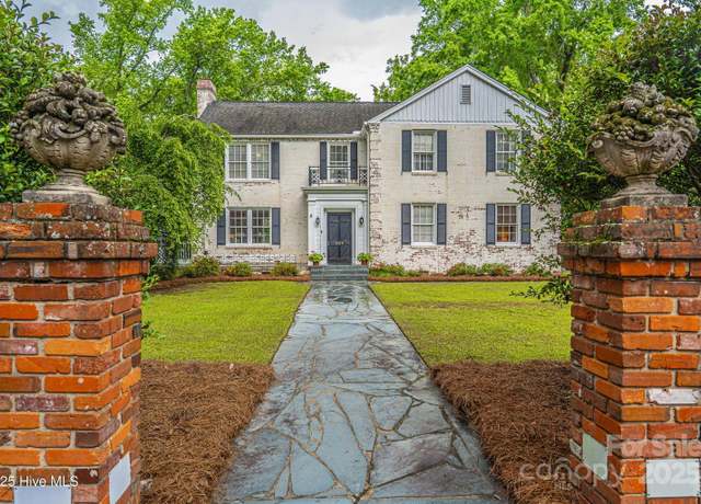 Property at 308 Prince St, Laurinburg, NC 28352, 5 beds, 5 baths