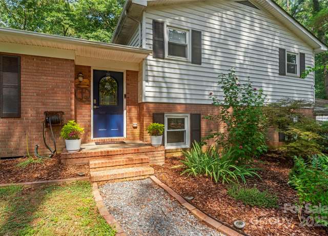 Property at 11060 Teresia Ln, Midland, NC 28107, 3 beds, 2 baths