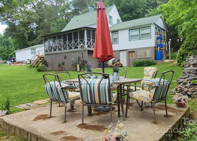 Property at 100 Frank St, Connelly Springs, NC 28612, 4 beds, 3 baths