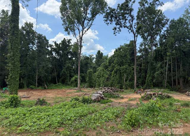 Property at 501 Providence Rd, Gaffney, SC 29341