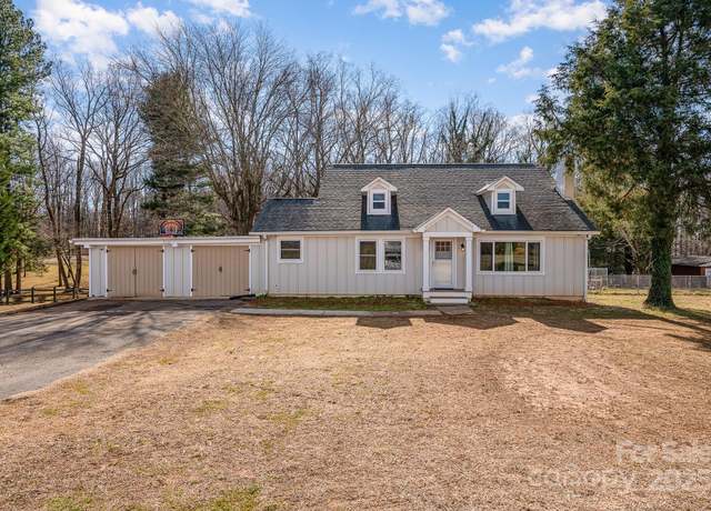 Property at 2752 Peachtree Rd, Statesville, NC 28625, 3 beds, 2 baths