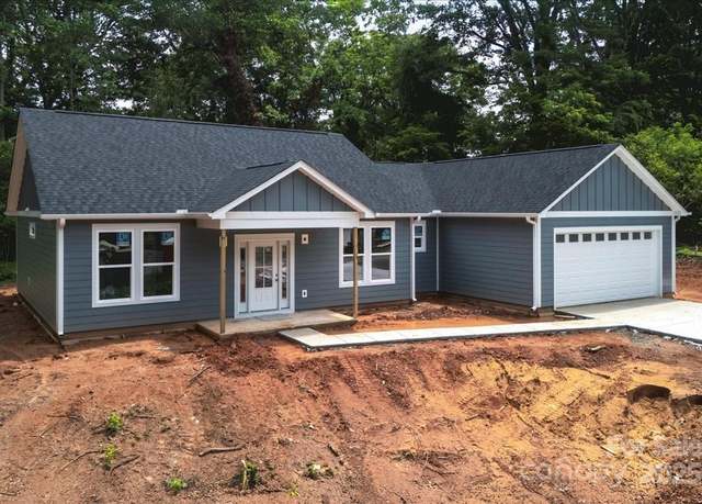 Property at 415 Dogwood Ln, Statesville, NC 28625, 3 beds, 2.5 baths