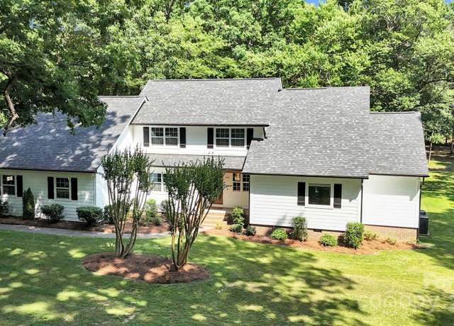 Property at 316 Wade Hampton Dr, Matthews, NC 28104, 4 beds, 4 baths