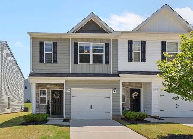 Property at 8048 Alderton Ln, Charlotte, NC 28215, 3 beds, 2.5 baths