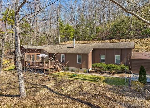 Property at 173 Cherokee Springs Trl, Hendersonville, NC 28739, 2 beds, 2 baths