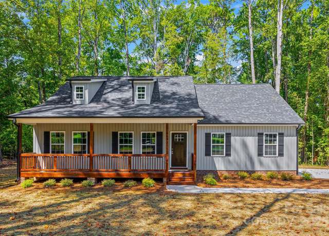 Property at 4692 Summerlin Pl, Rock Hill, SC 29732, 3 beds, 3 baths