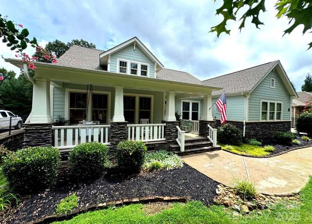 Property at 14708 Old Vermillion Dr, Huntersville, NC 28078, 4 beds, 4.5 baths