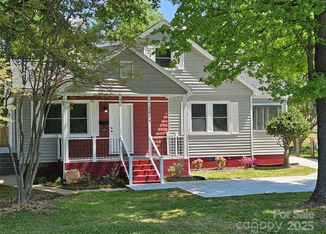 Property at 3824 Freedom Dr, Charlotte, NC 28208, 5 beds, 2.5 baths