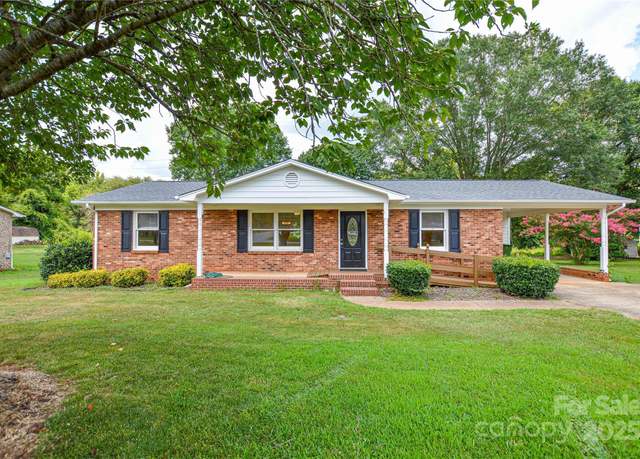 Property at 2500 Judith Ave, Gastonia, NC 28054, 3 beds, 2 baths