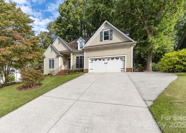 Property at 12707 Willow Grove Way, Huntersville, NC 28078, 4 beds, 2.5 baths