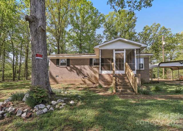 Property at 1725 Feature Rd, Lancaster, SC 29720, 3 beds, 2 baths
