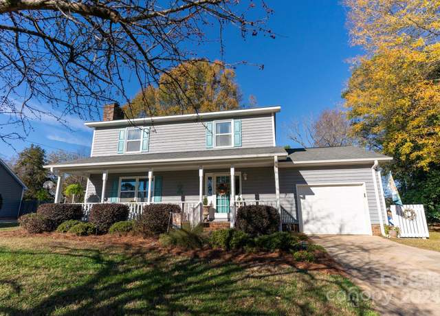 Property at 702 Pierce Ave, Mount Holly, NC 28120, 3 beds, 2.5 baths
