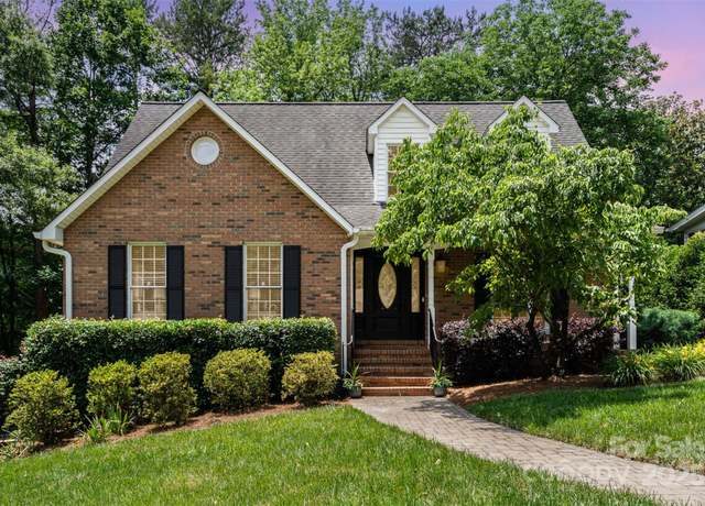 Property at 139 Palaside Dr NE, Concord, NC 28025, 3 beds, 2.5 baths
