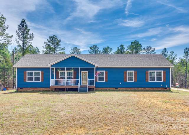 Property at 1370 Martin Rd, Hickory Grove, SC 29717, 4 beds, 2 baths