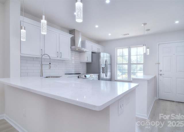 Property at 12914 Mosby Ln, Charlotte, NC 28273, 2 beds, 2.5 baths