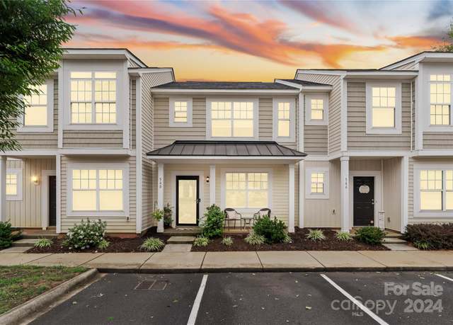 Property at 540 Fawnborough Ct, Rock Hill, SC 29732, 2 beds, 2.5 baths