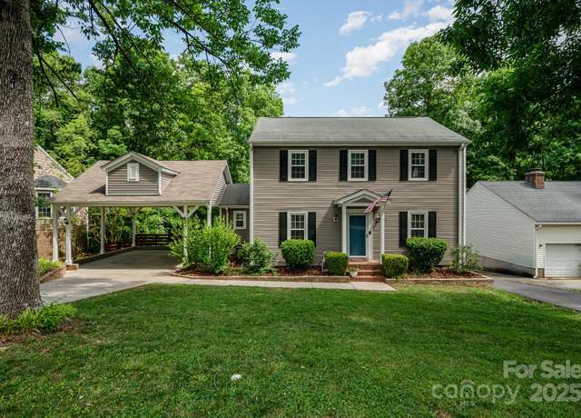Property at 2342 Castlecomer Dr, Charlotte, NC 28262, 3 beds, 2.5 baths