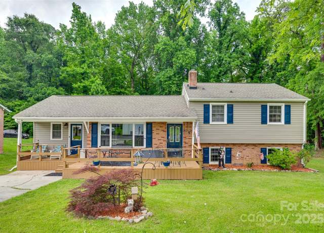 Property at 2111 Parkdale Ave, Gastonia, NC 28052, 4 beds, 2 baths