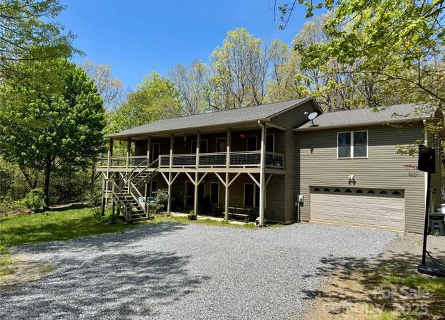 Property at 180 Dalton Ln, Black Mountain, NC 28711, 3 beds, 3 baths