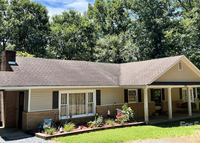 Property at 1423 Wiscassett St, Albemarle, NC 28001, 4 beds, 1.5 baths