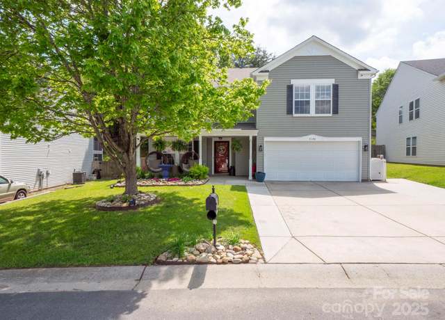 Property at 4148 Shasta Cir, Clover, SC 29710, 3 beds, 2.5 baths