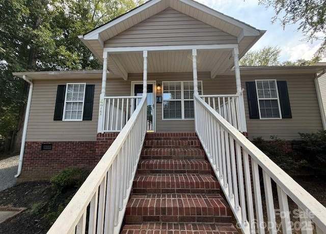 Property at 471 Hillandale St NE, Concord, NC 28025, 3 beds, 2 baths