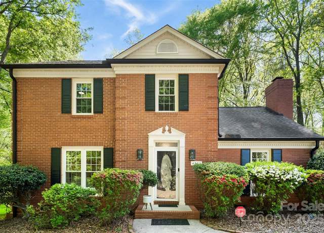 Property at 4522 Woods End Ln, Charlotte, NC 28277, 3 beds, 2.5 baths